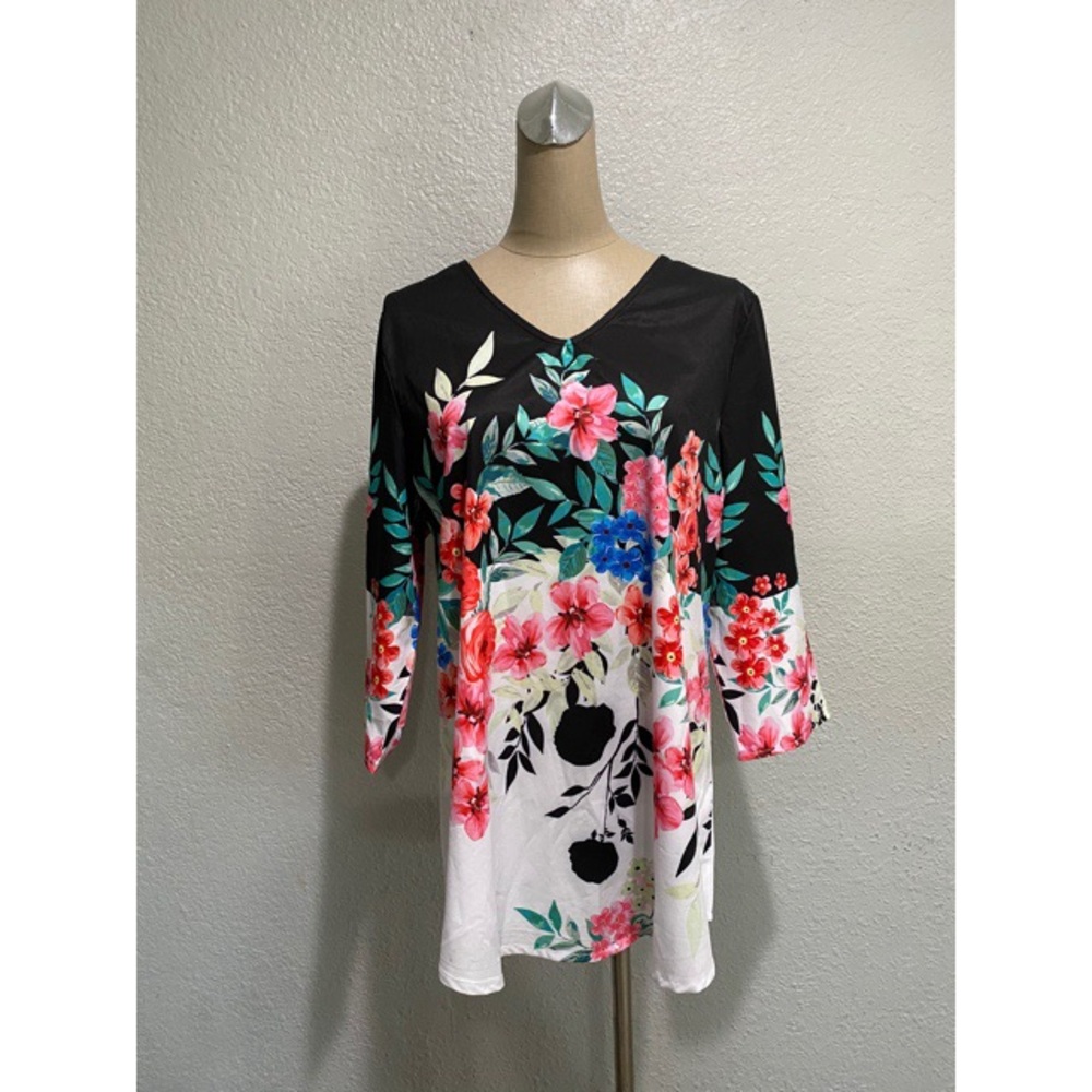 Black & White Floral Blouse XL